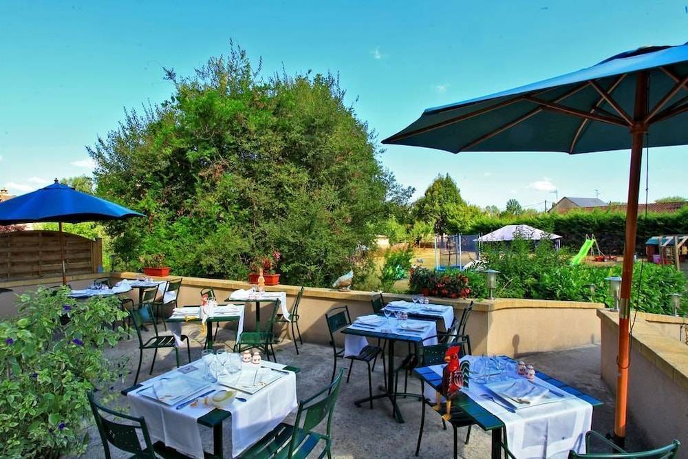 Logis Hôtel Restaurant Le Lascaux 1