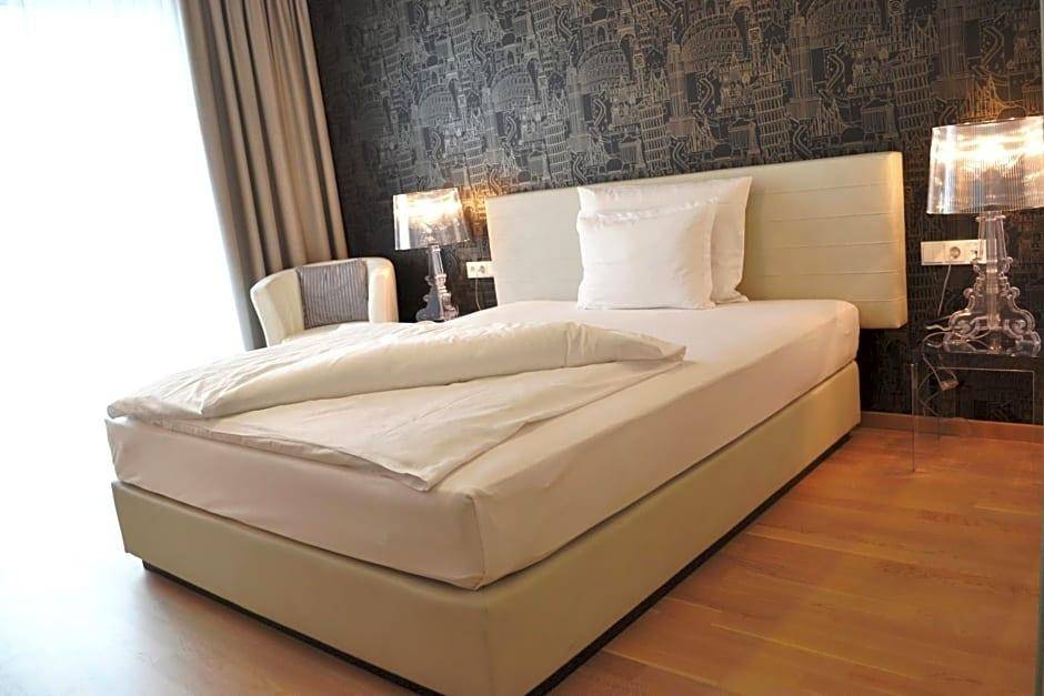 City-Hotel 2