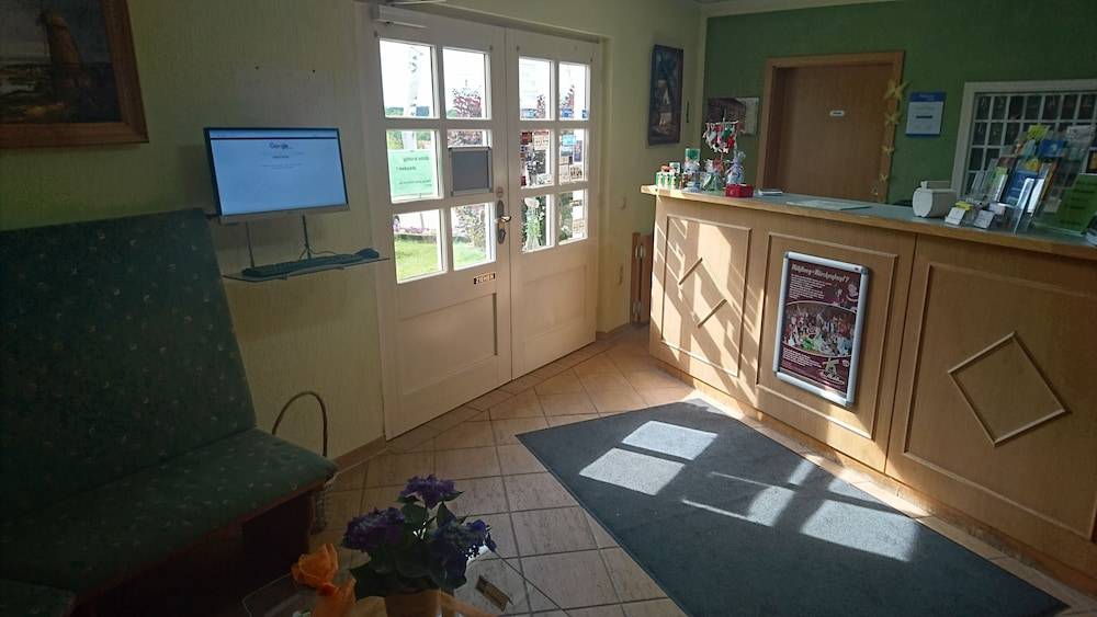 Hotel-Pension Am Mühlberg 2