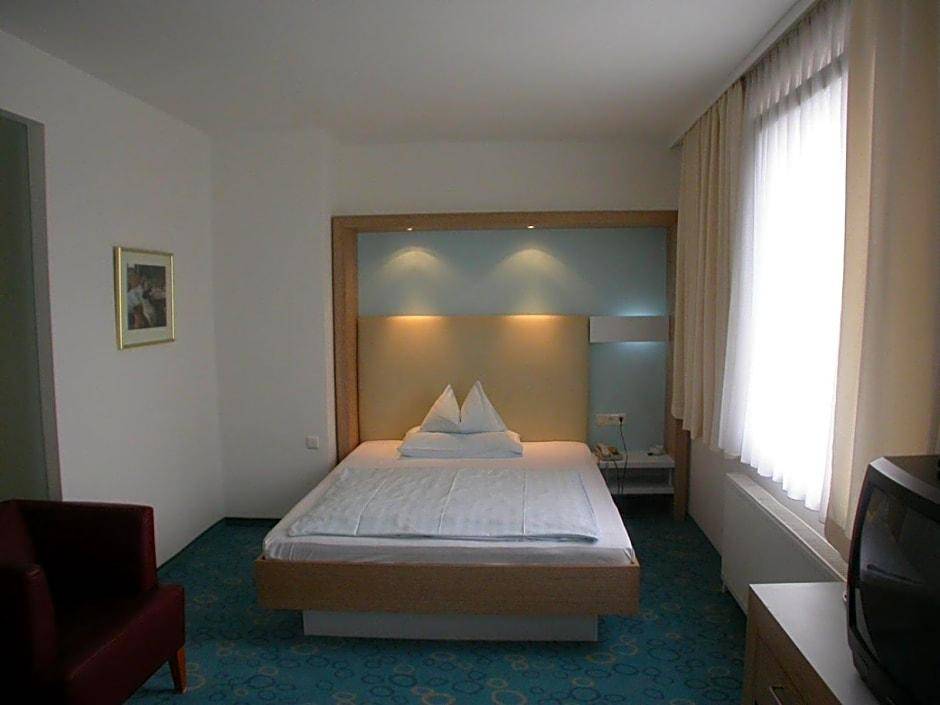 Dom-Hotel 1