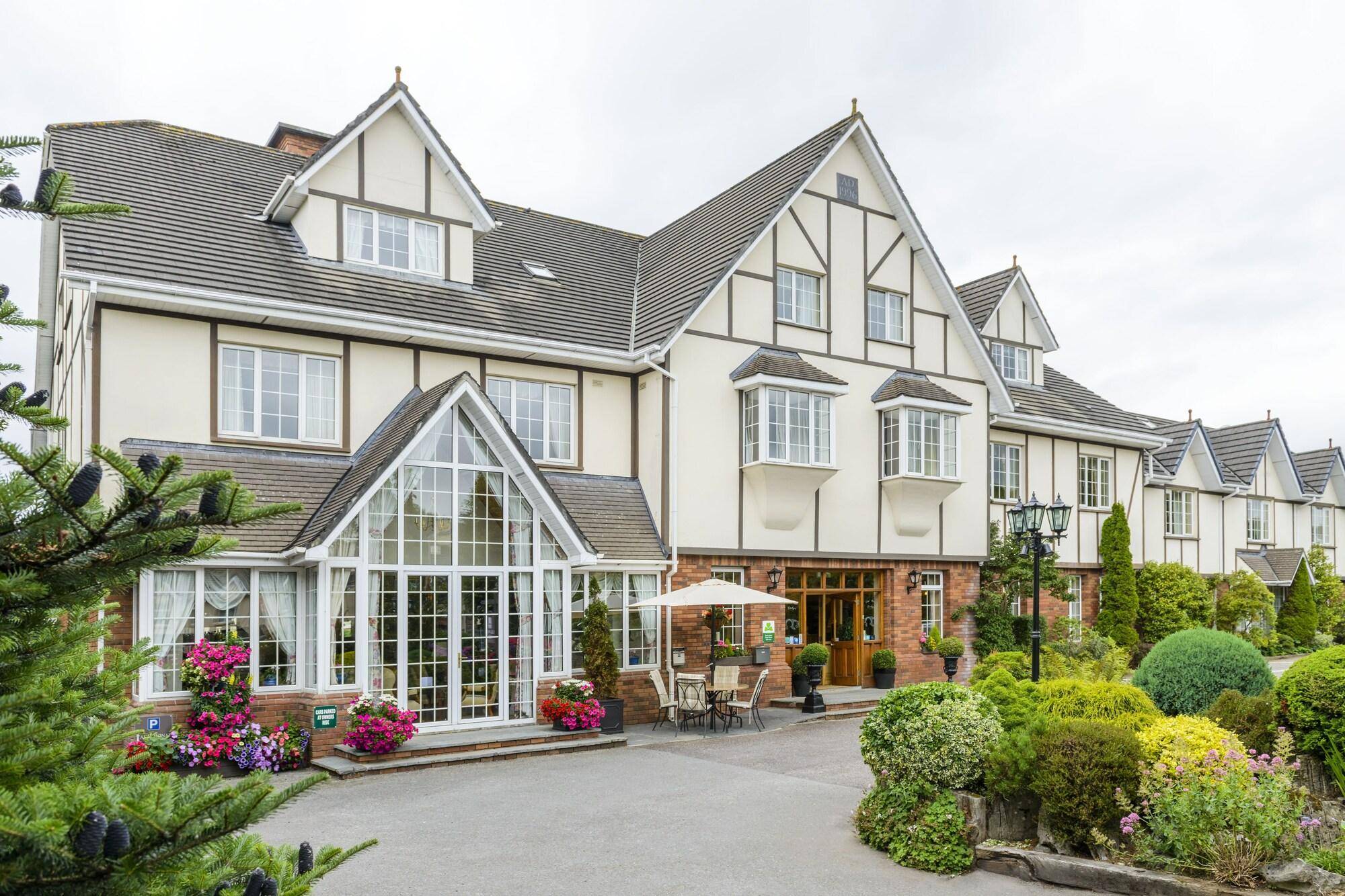 Old Weir Lodge 1