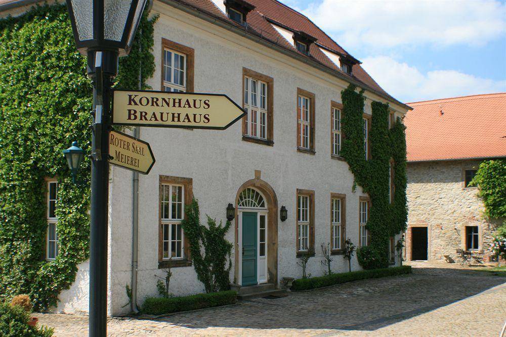 Hotel Burg Wanzleben 2