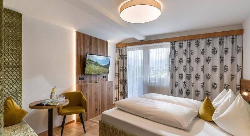 Hotel Landhaus Zillertal 1