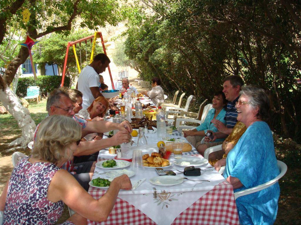 Hotel Coral Matala 1
