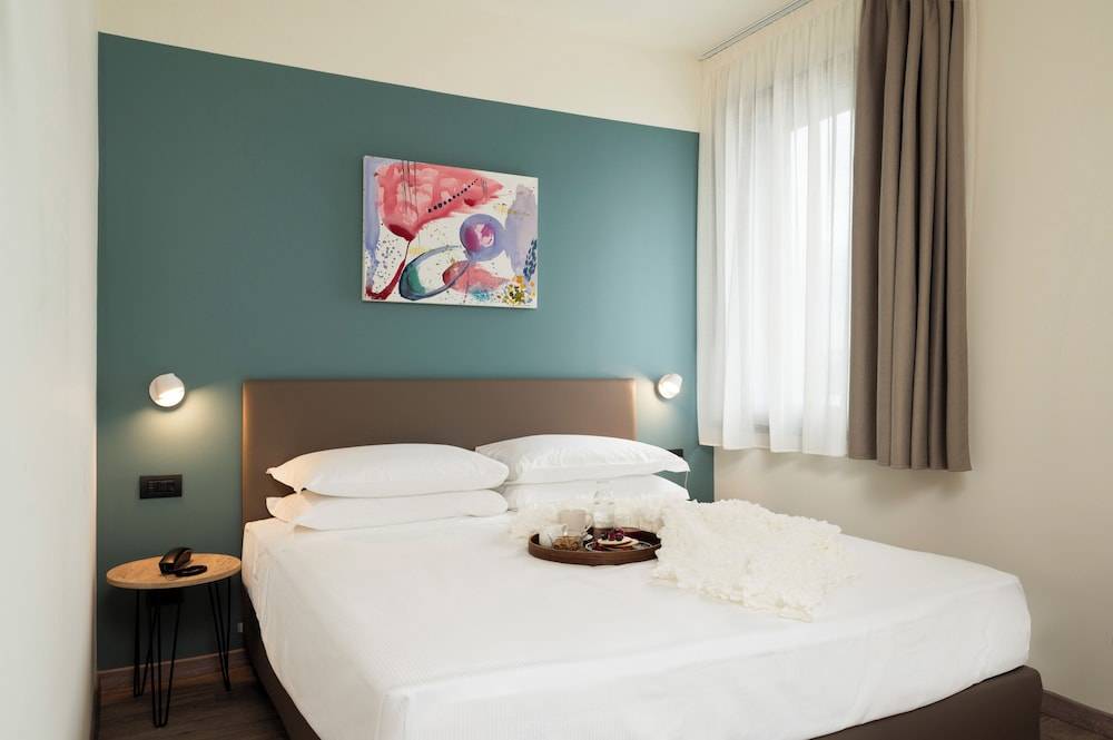 Hotel Plaza 2