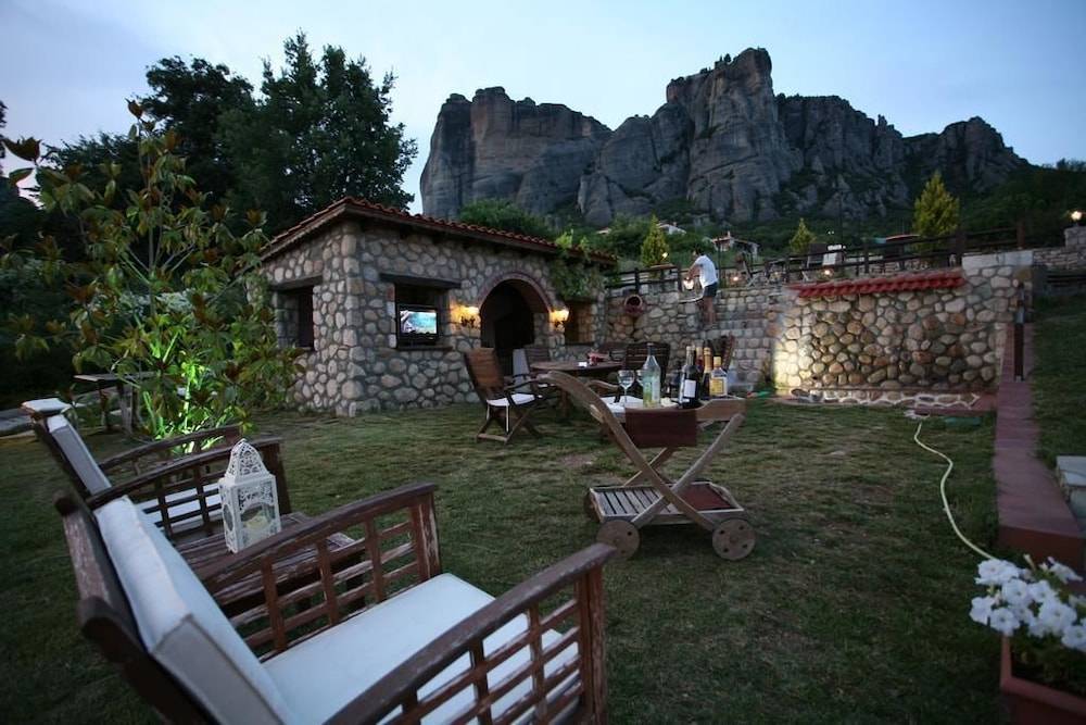 Epavlis Meteora Suites Hotel 1