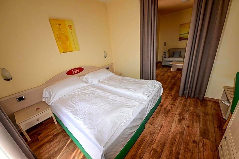 Hotel La Fenice e Sole 1