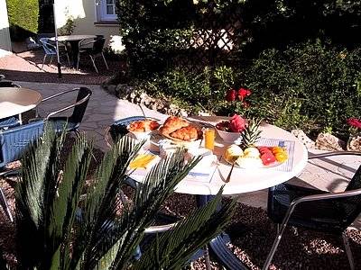 Logis Hotel l'Esterella 1