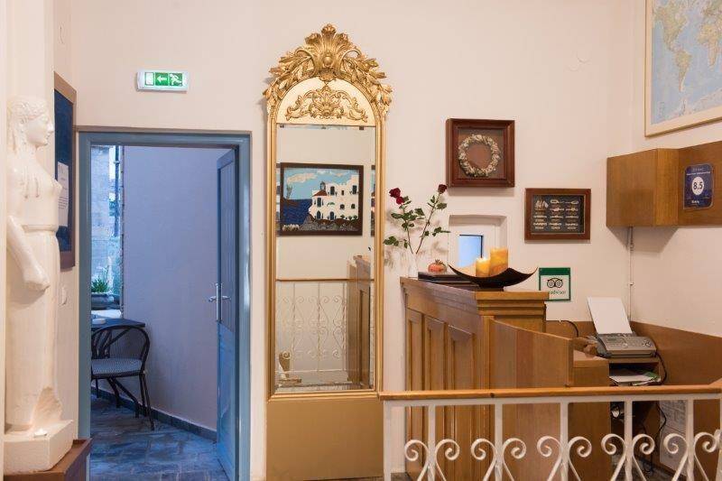 Captain's House Hotel Suites & Apartments 2