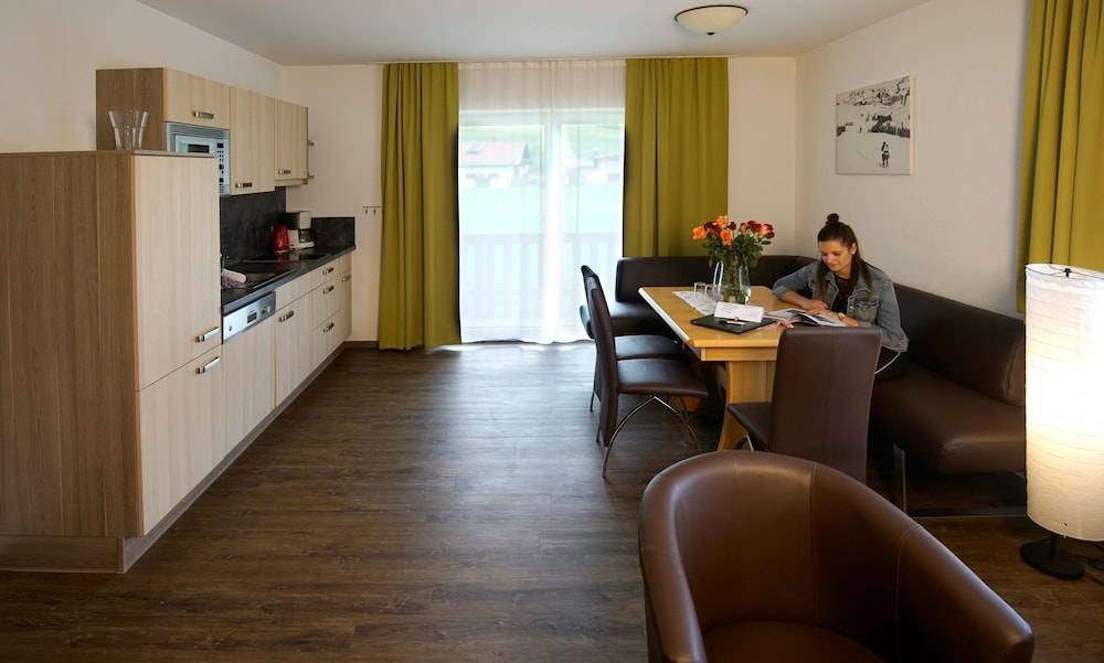 Alpenstern rooms & suites 1