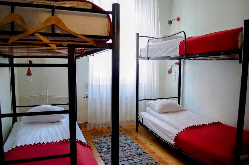 Red Nose Hostel with Self-Check In 2