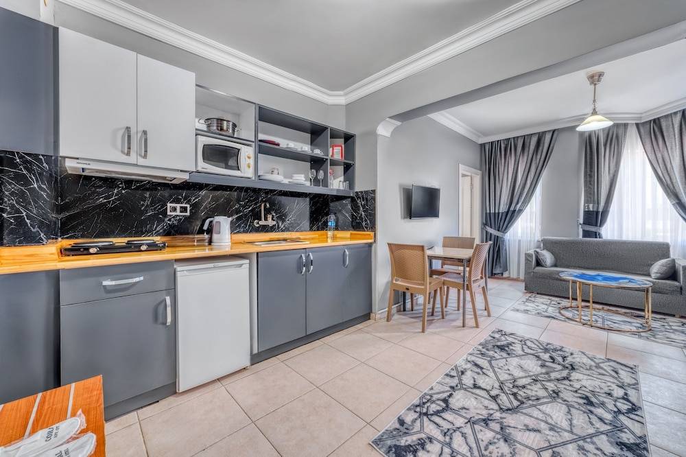 Kleopatra ICARIA Apart Hotel 1