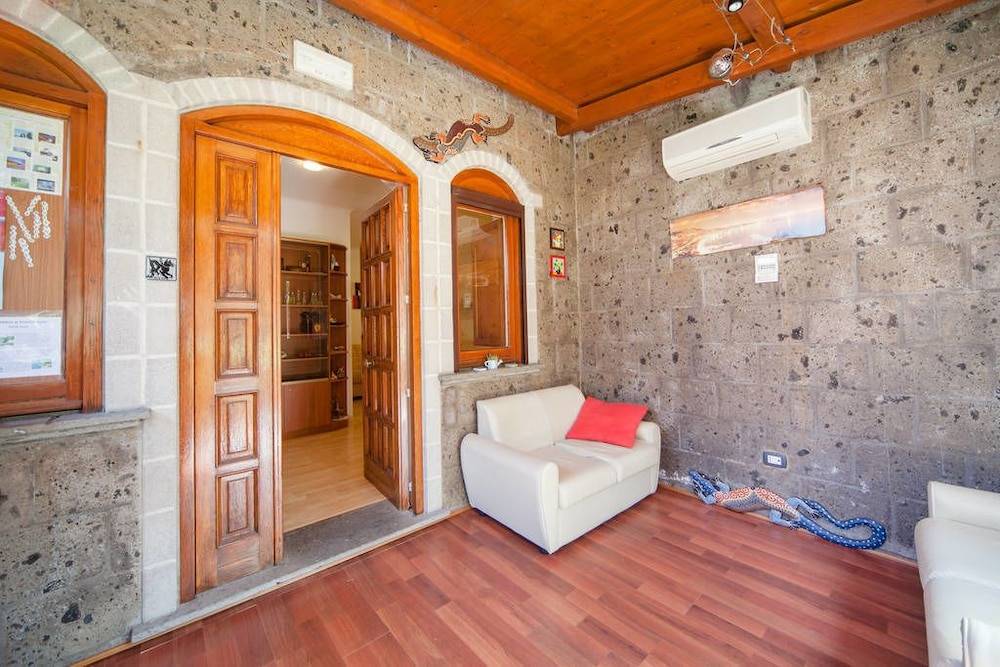 Villa De Angelis 2