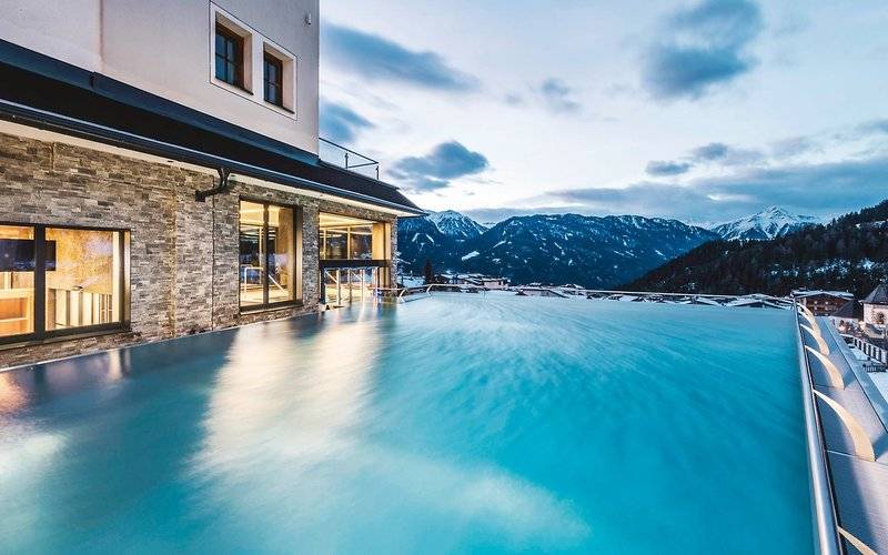 Wellnesshotel Cervosa 2