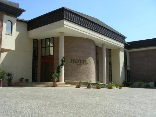 Hotel D.G. Garden 1