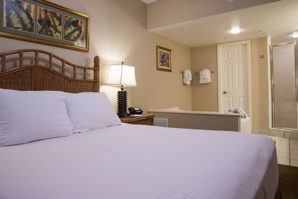 Vacation Villas 2, a Ramada by Wyndham 1