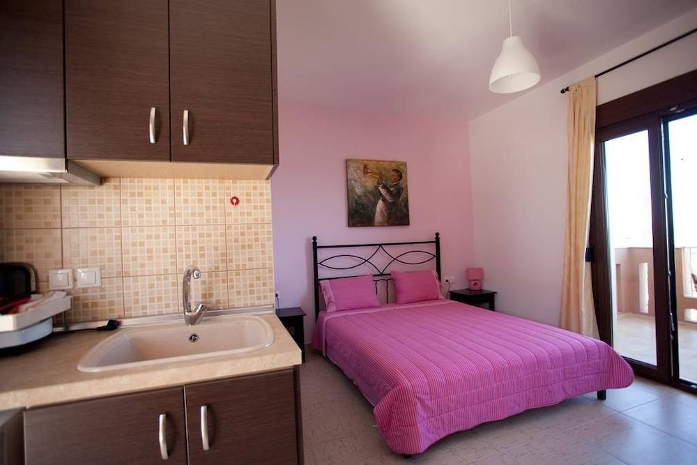 Aroma Studios and Apartments 2