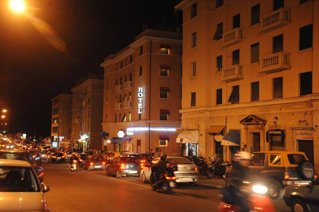 Hotel Tirreno 2