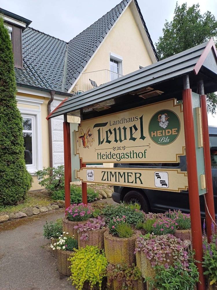 Landhaus Tewel Hotel mit Restaurant 14KM vom Heide-Park 1