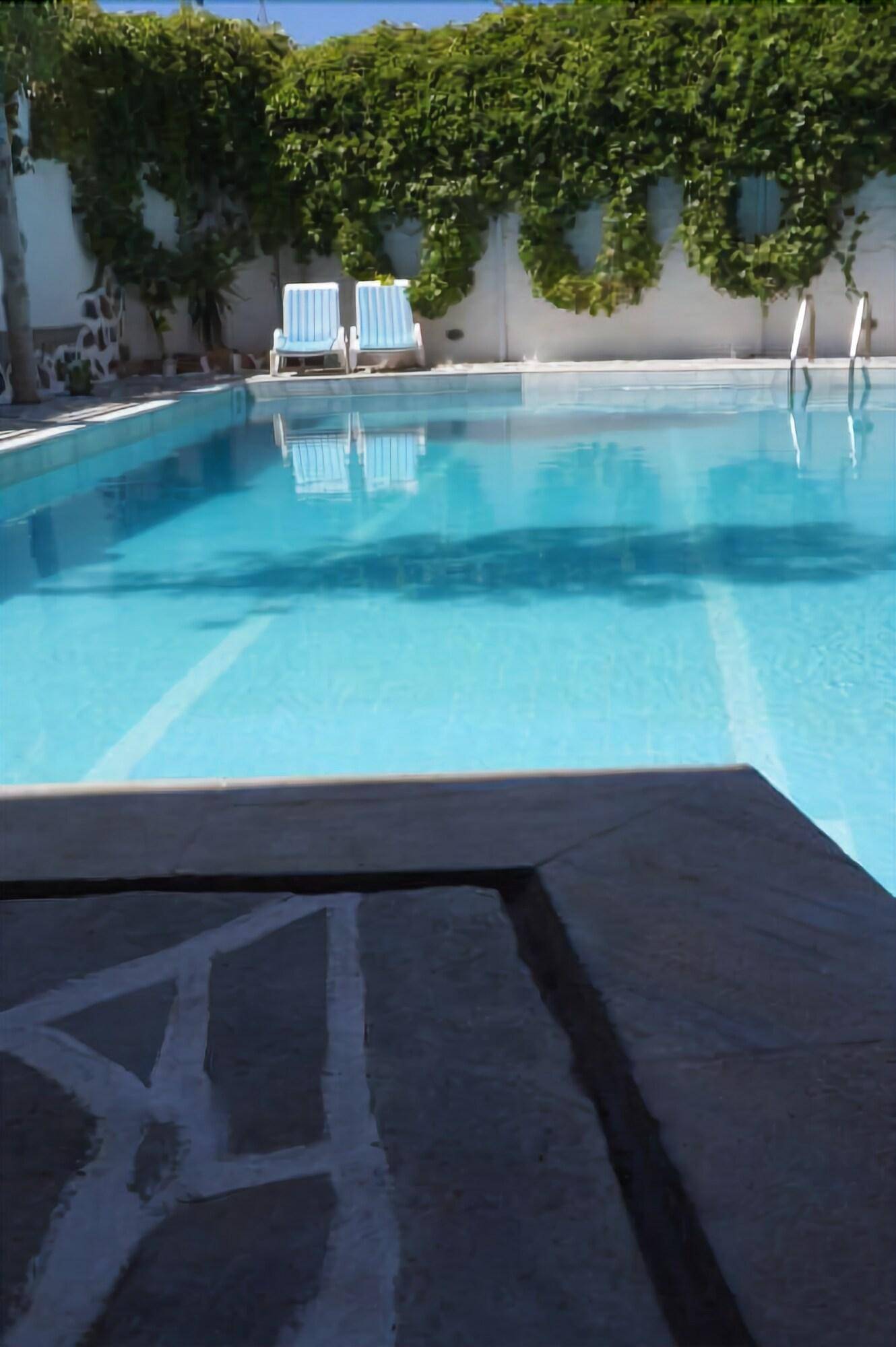 Captain's House Hotel 2