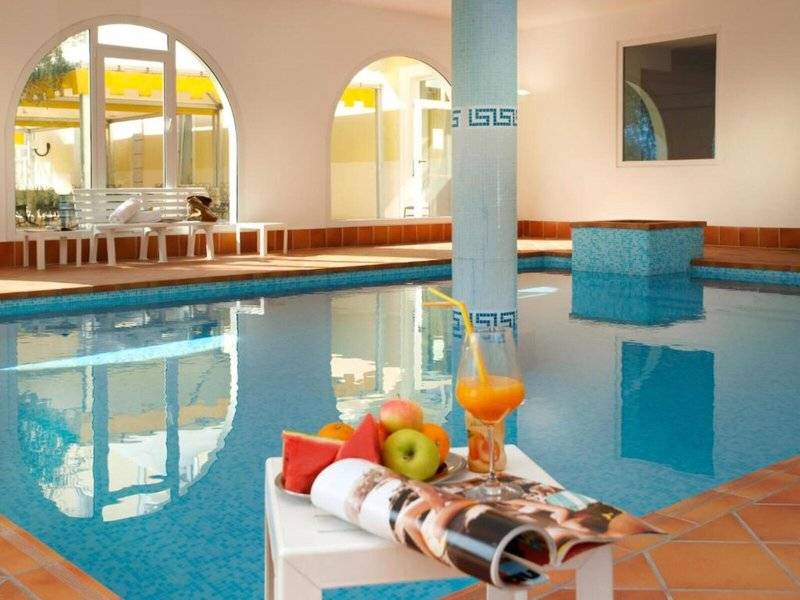Aparthotel Englovacanze 2