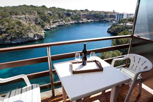 Apartamentos Llevant 2