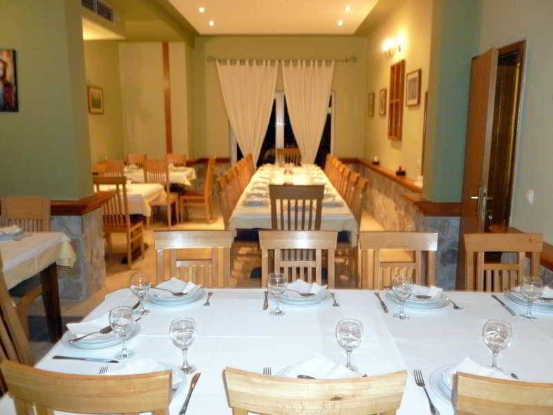 Hotel Dina 1