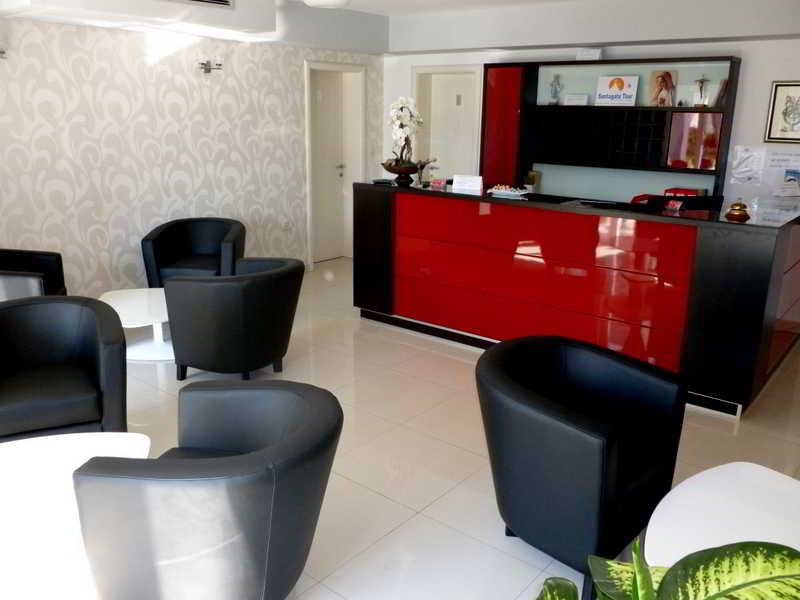Hotel Dina 2