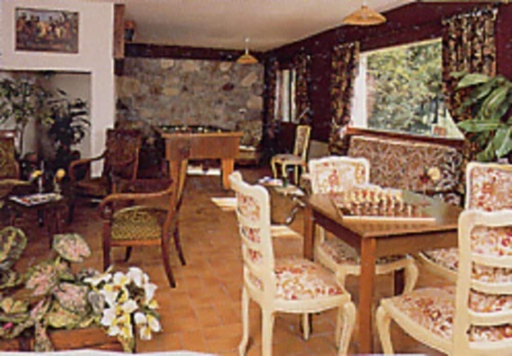 Boustigue Hotel 2