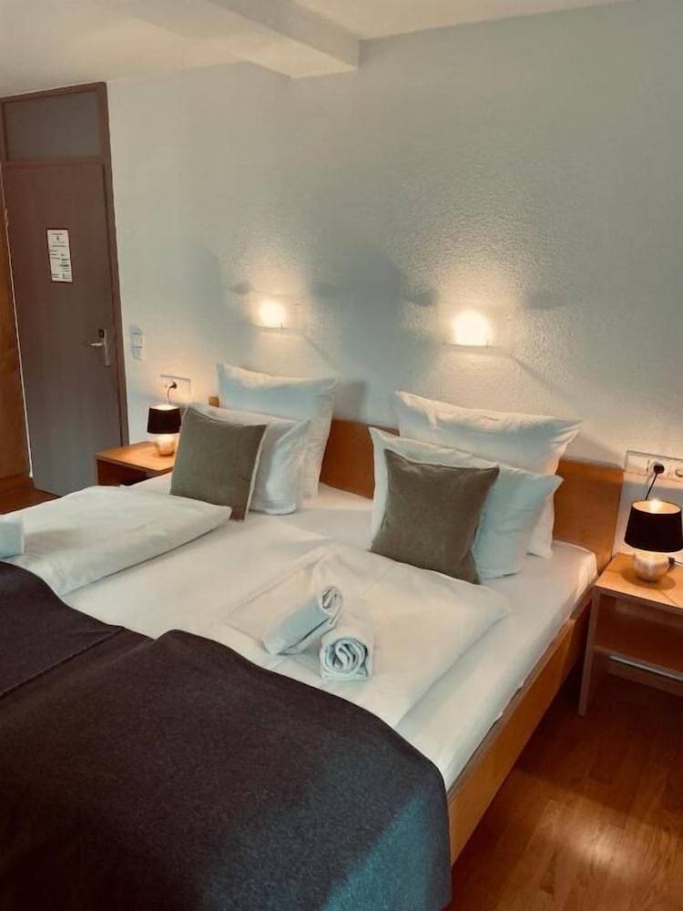 Hotel & Restaurant Grüner Baum Merzhausen 1