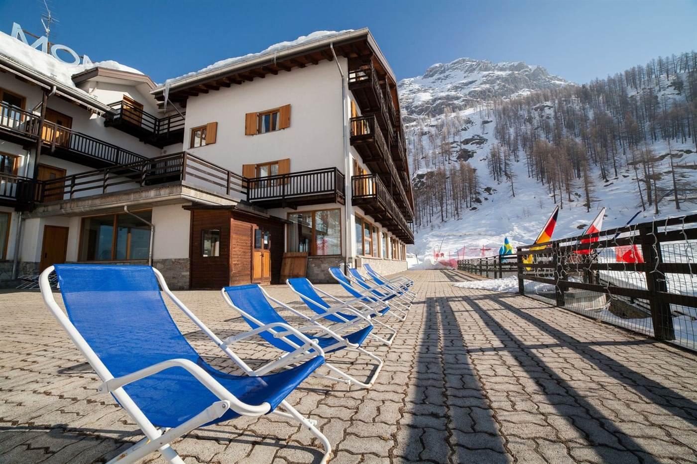 La Trinitè Monboso Hotel 1