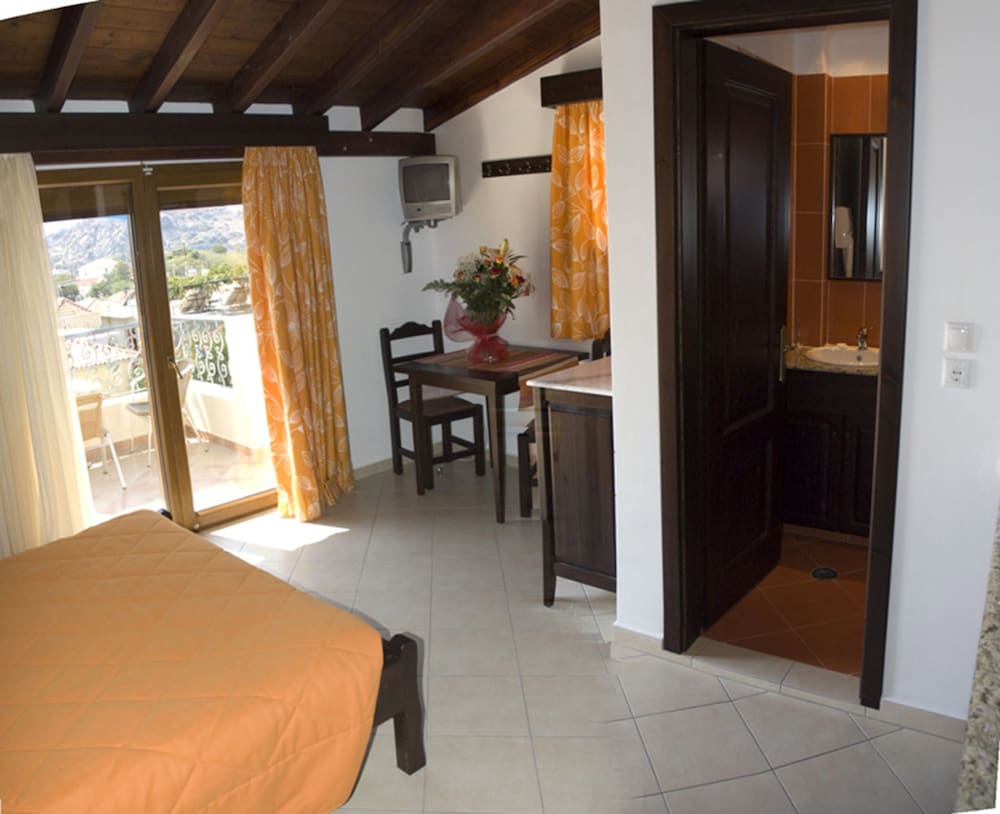 Afrodite Hotel Apartments 2