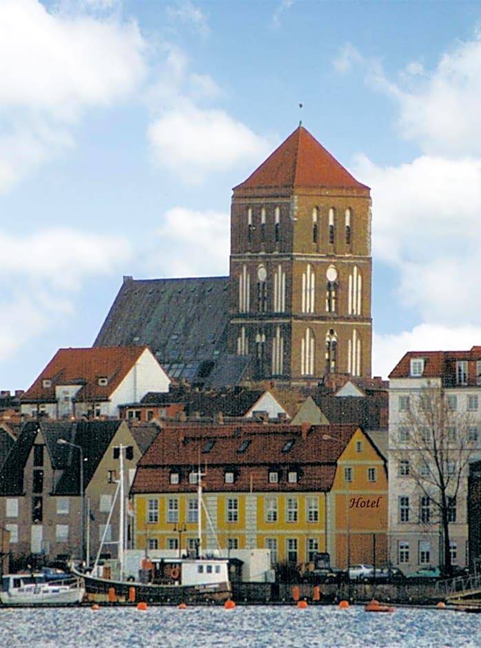 Hotel Altes Hafenhaus 2