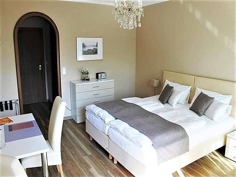Hotel garni Bellevue 2