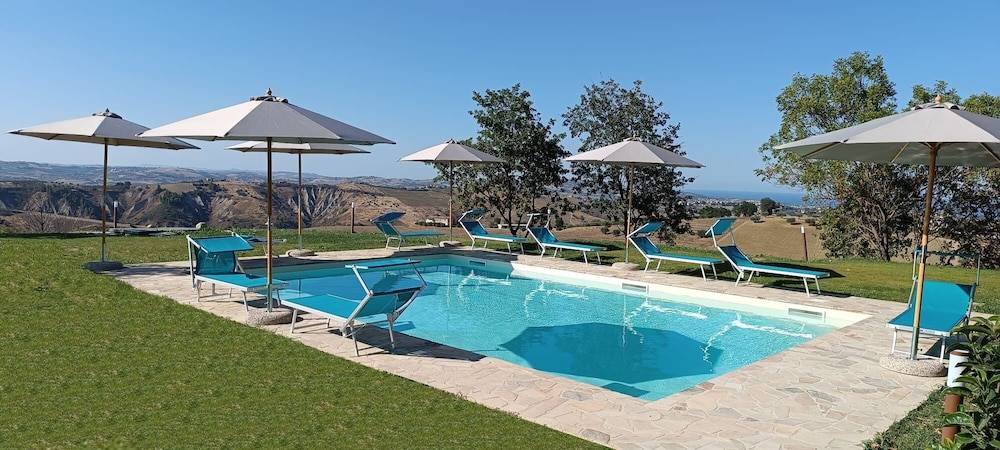 Agriturismo Isola Dei Calanchi - Guest House 1