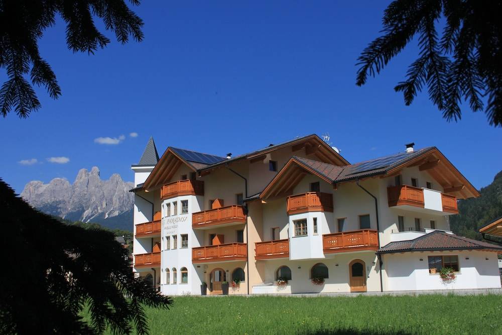Hotel Garnì Paradisi - Wellness & Spa 1