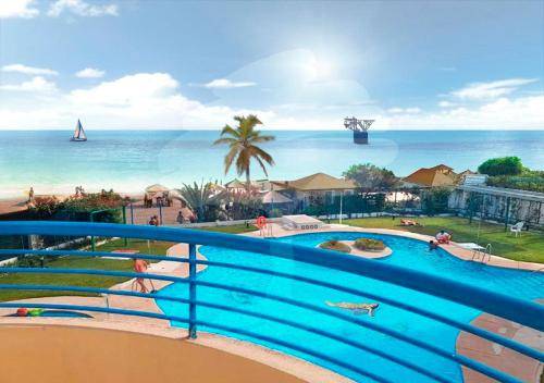 Banana Beach 1