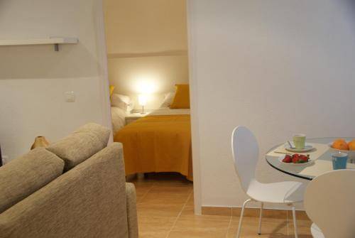 Apartamentos FV Flats Valencia - Mestalla 9 1