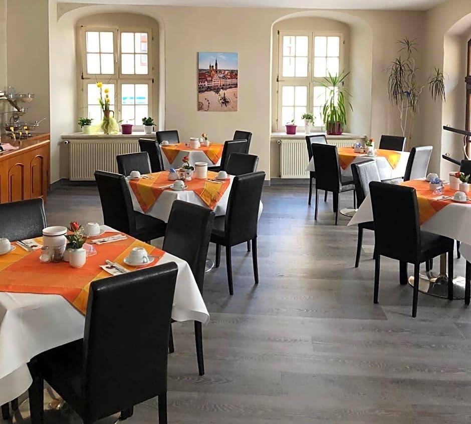 Hotel Am Obermarkt 2
