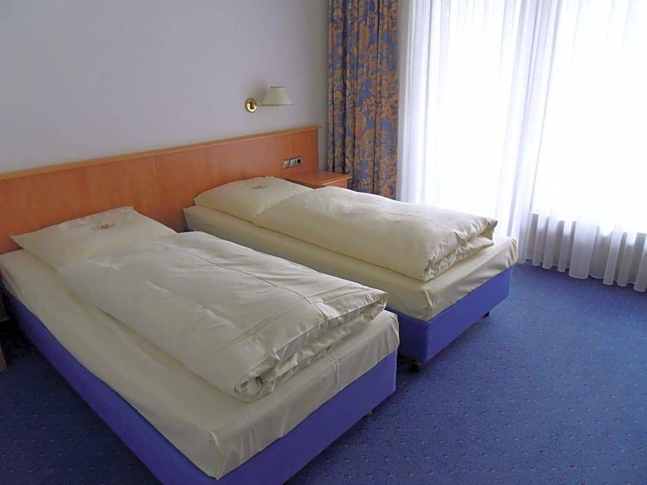 Hotel Stadt Homburg - An den Universitätskliniken 1