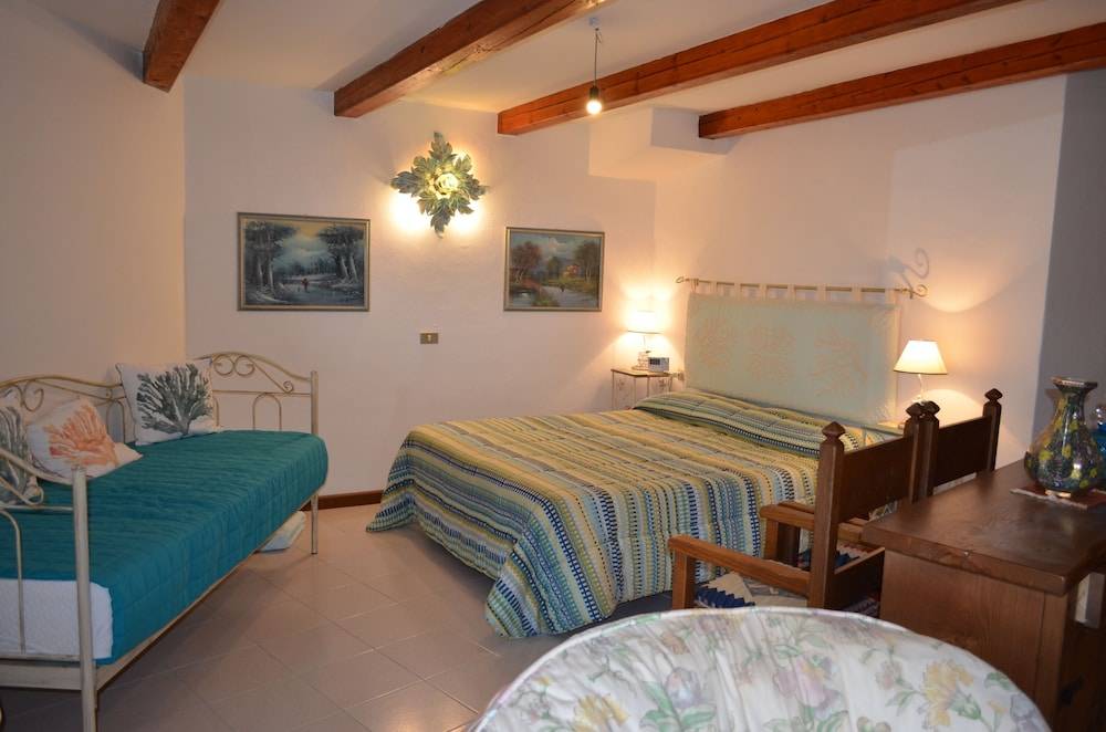 ISS Travel, Panoramic Coda Cavallo Cottages - 10 km from San Teodoro 2