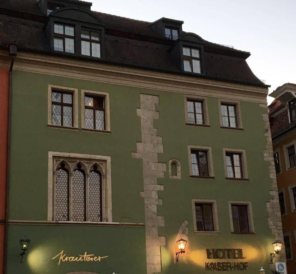 Hotel Kaiserhof am Dom 1