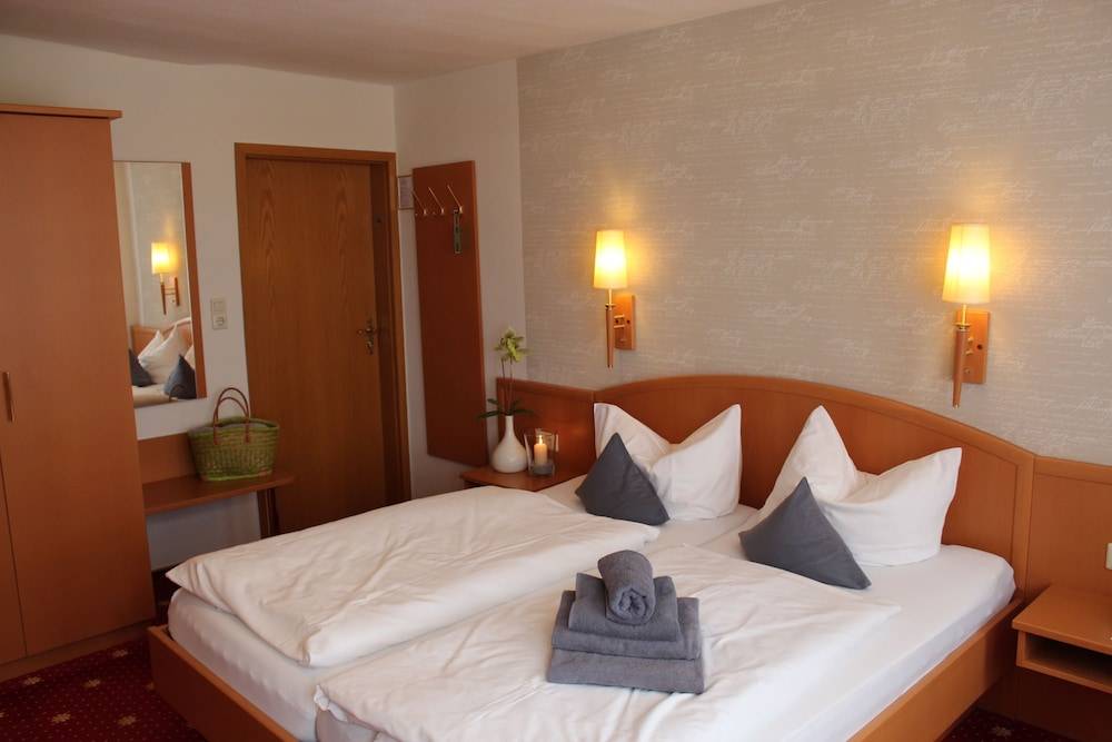 Ferien- und Wellnesshotel Waldfrieden 2
