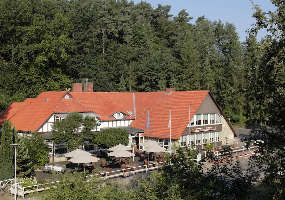 Ferien- und Wellnesshotel Waldfrieden 1