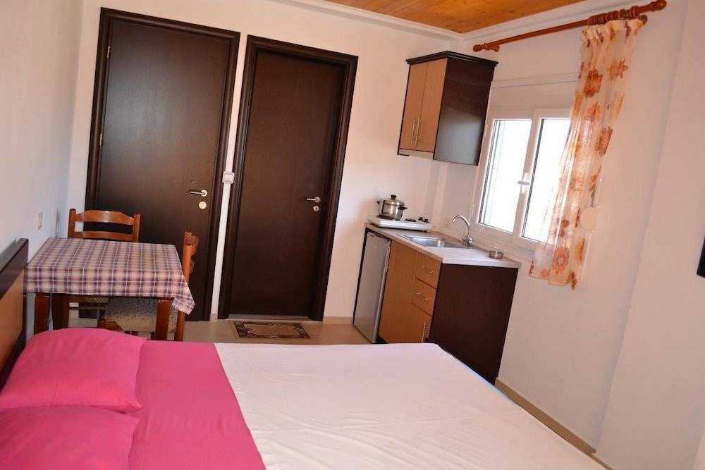 Ksamil Apartments 2