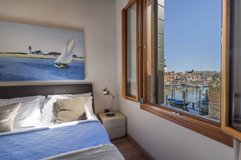 Sea to Sky Apartments by Wonderful Italy 2