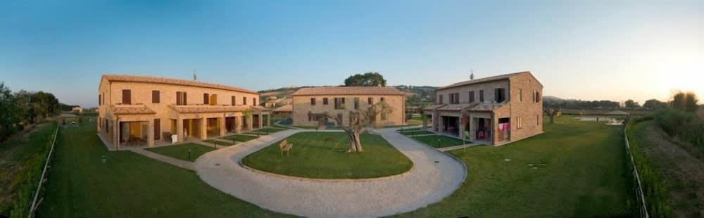 Residence Casale Torrenova al Conero 1