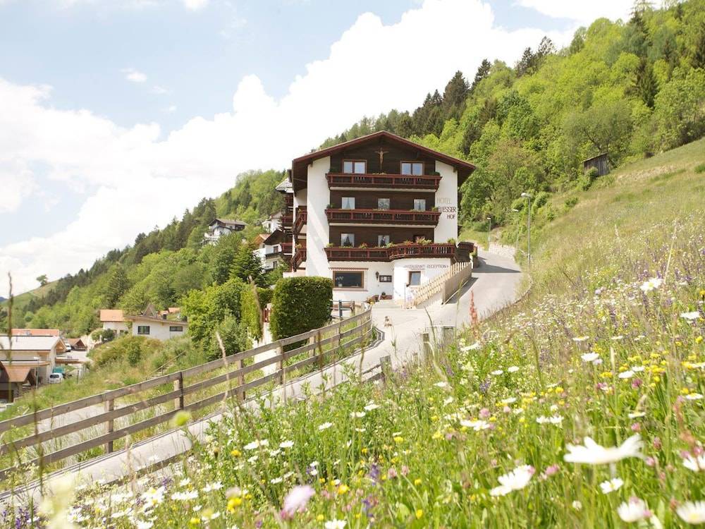 Panoramahotel Fliesserhof 1