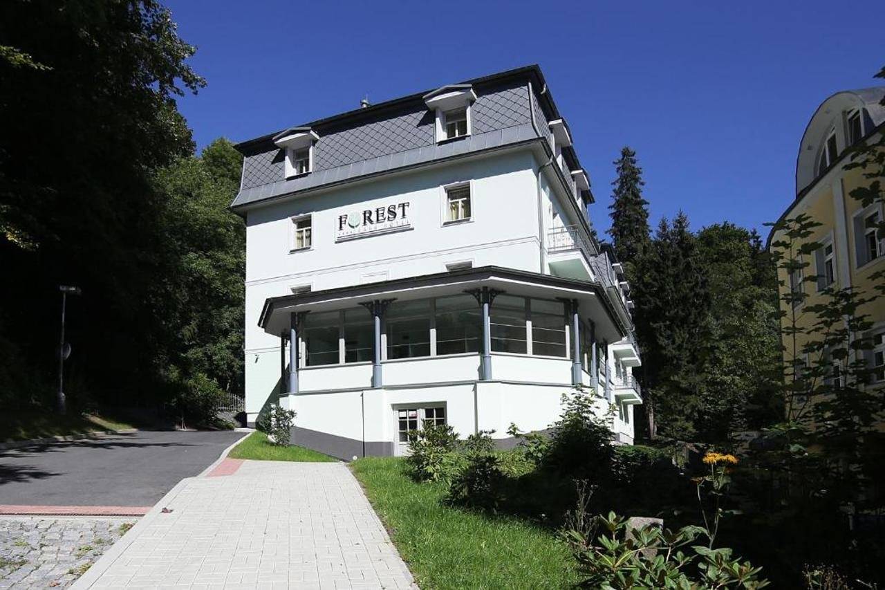 Parkhotel Forest 2