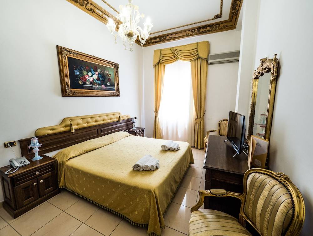 Euro Hotel Iglesias 1